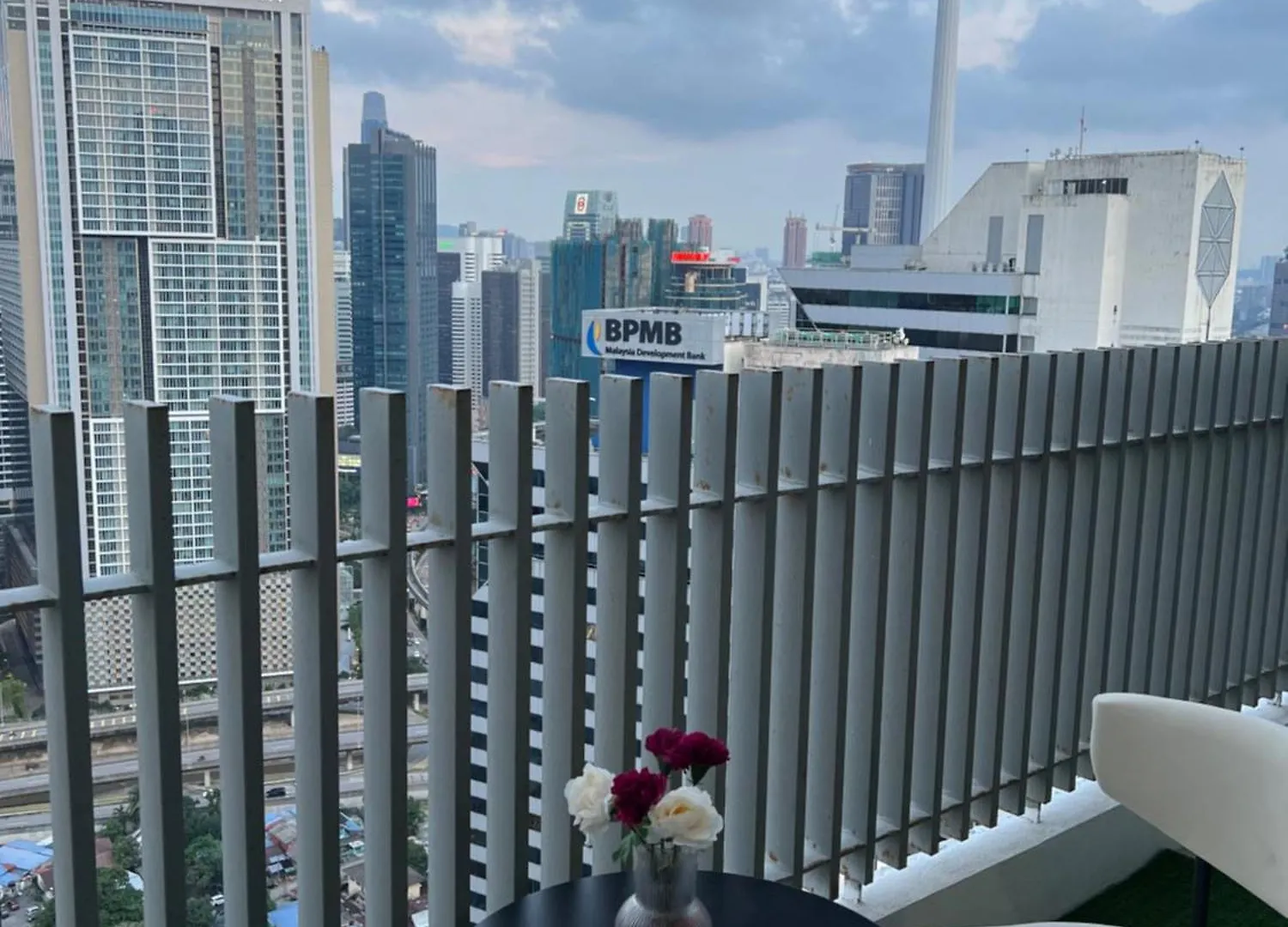 Klcc The Luxe Apartment & Infinity Pool Kuala Lumpur